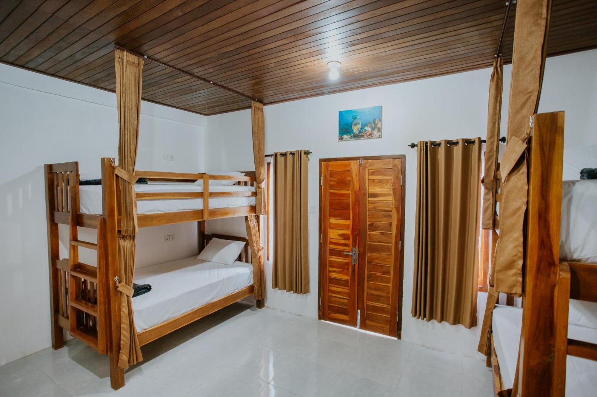 Garuda Hostel & Accomodation Nusa Penida Toyapakeh Dış mekan fotoğraf