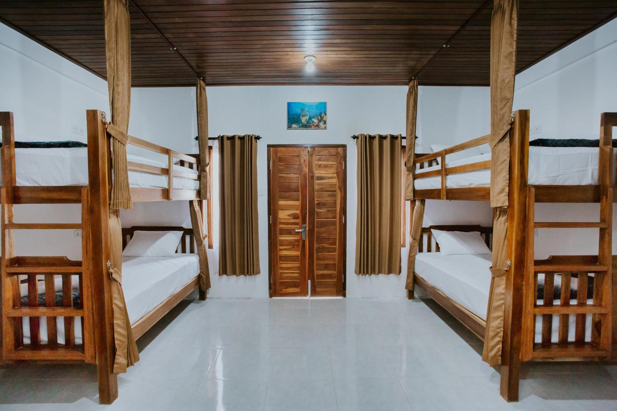 Garuda Hostel & Accomodation Nusa Penida Toyapakeh Dış mekan fotoğraf